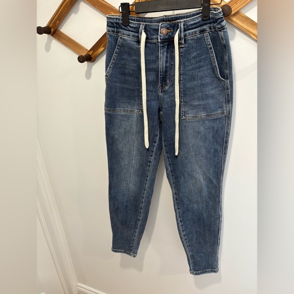 NWOT- JUDY BLUE CUFFED DENIM JOGGERS - Size 25 - Picture 2 of 11